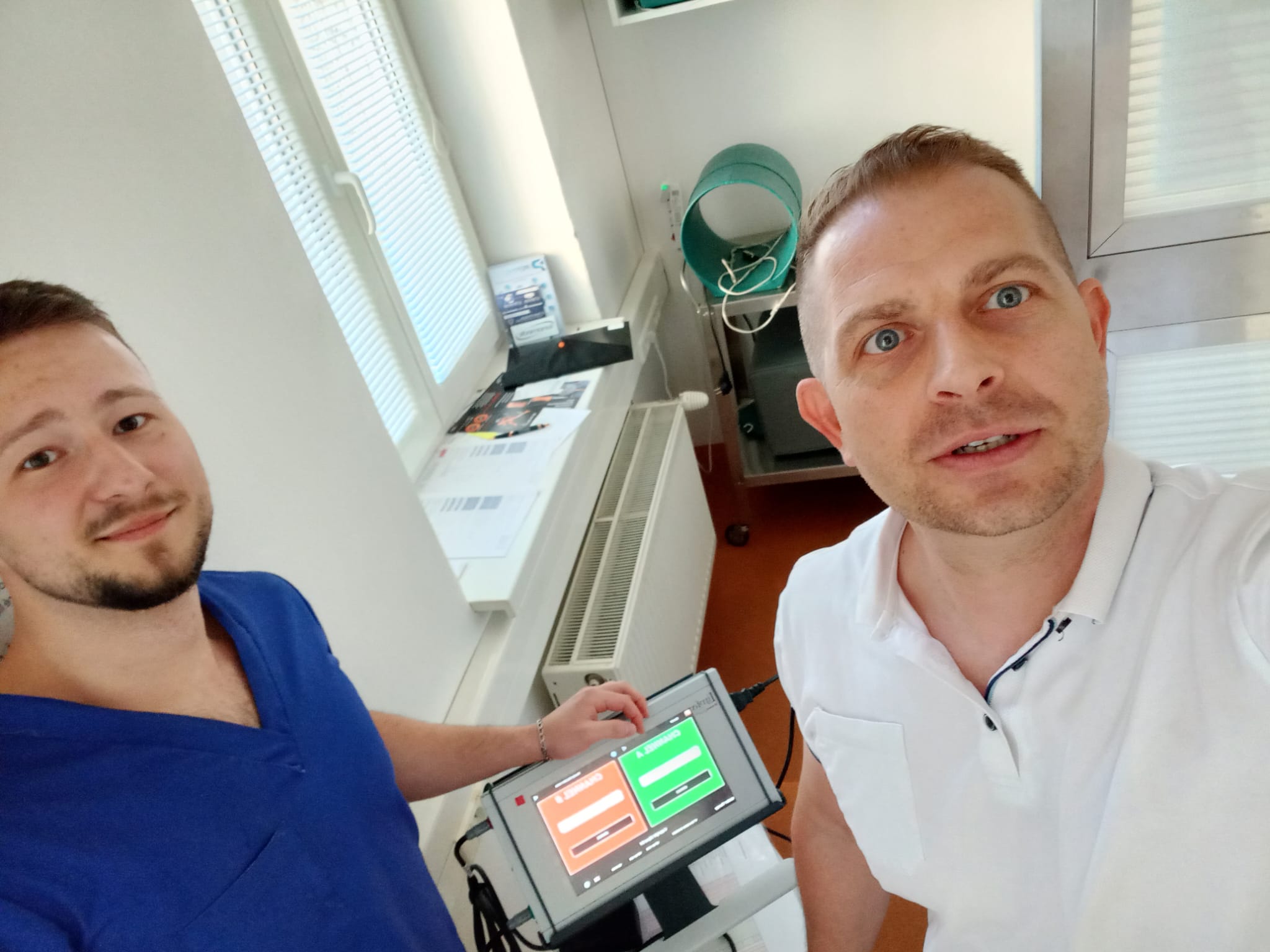 Odovzdanie lekárskeho prístroja LimfaTherapy ambulancii MUDr. Petra Kleina v Prešove